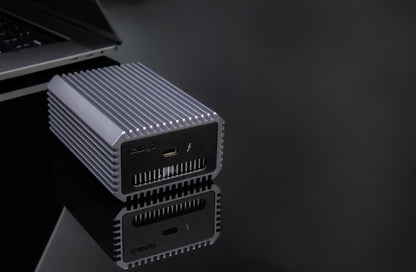 Connect 10G next to a laptop