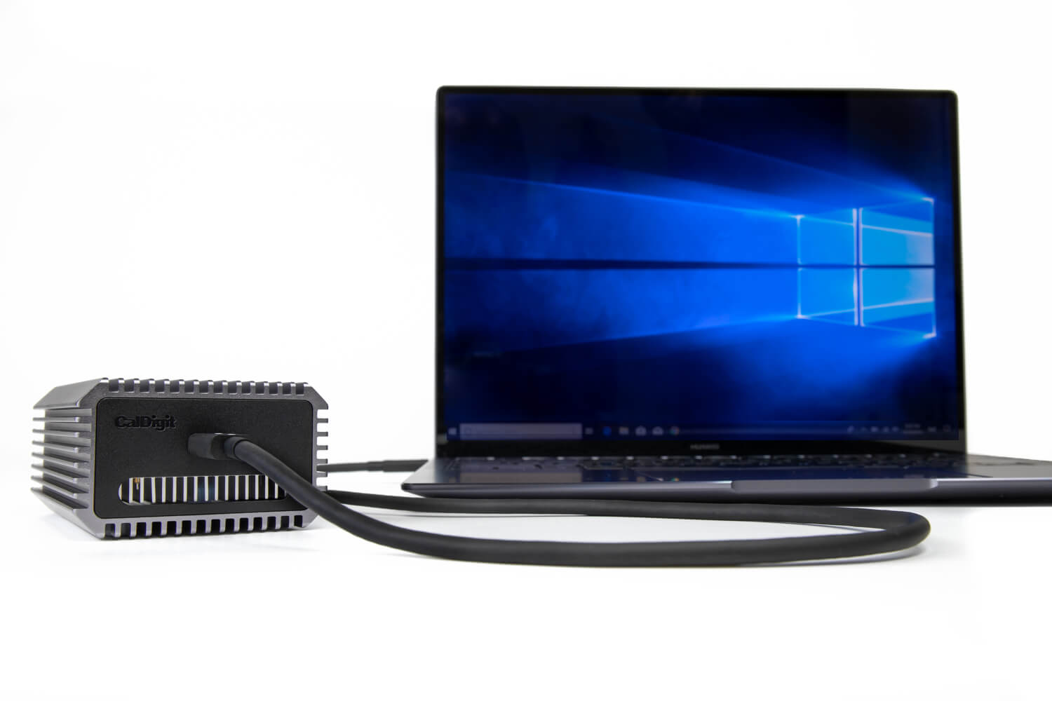Connect-10G - Thunderbolt to 10GbE Adapter – CalDigit US Shop
